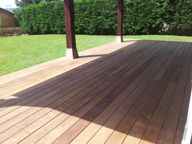 Terrasse en bois exotique dans l'Ain 01